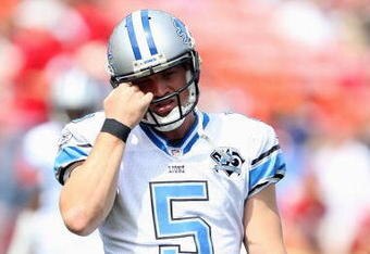 SAN FRANCISCO - SEPTEMBER 21:  Drew Stanton #5 of the Detroit Lions looks on before the game against the San Francisco 49ers on September 21, 2008 at Candlestick Park in San Francisco, California. (Photo by Jed Jacobsohn/Getty Images)