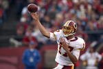 SAN FRANCISCO - DECEMBER 28:  Quarterback  Jason Campbell #17 of the Washington Redskins passes the ball during the game against of the San Fransisco 49ers at Candlestick Park on December 28, 2008 in San Francisco, California. (Photo by: Jonathan Ferrey/Getty Images)
