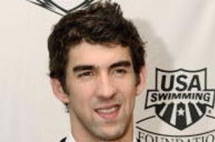 NEW YORK - NOVEMBER 17:  Michael Phelps arrives at the fifth annual USA Swimming Foundation Golden Goggles Awards on November 17, 2008 in New York.  (Photo by Jeff Zelevansky/Getty Images for USA Swimming)