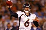 SAN DIEGO - DECEMBER 28:  Quarterback Jay Cutler #6 of the Denver Broncos throws a pass against the San Diego Chargers during the NFL game at Qualcomm Stadium on December 28, 2008 in San Diego, California.  (Photo by Jeff Gross/Getty Images)