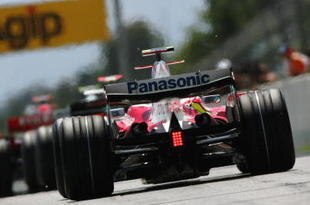 BARCELONA, SPAIN - MAY 12:  Jarno Trulli of Italy and Toyota takes up the rear in pitlane before qualifying for the Spanish Formula One Grand Prix at the Circuit de Catalunya on May 12, 2007 in Barcelona, Spain.  (Photo by Paul Gilham/Getty Images)