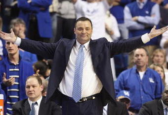LEXINGTON, KY - FEBRUARY 28:  Head coach Billy Gillispie of the Kentucky Wildcats reacts during the SEC game against the LSU Tigers at Rupp Arena on February 28, 2009 in Lexington, Kentucky.  (Photo by Andy Lyons/Getty Images)
