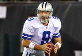 PHILADELPHIA - DECEMBER 28:  Tony Romo #9 of the Dallas Cowboys scrambles against the Philadelphia Eagles on December 28, 2008 at Lincoln Financial Field in Philadelphia, Pennsylvania.  (Photo by Jim McIsaac/Getty Images)