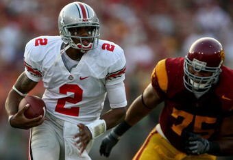 LOS ANGELES, CA - SEPTEMBER 13:  Terrelle Pryor #2 of the Ohio State Buckeyes runs the ball against the USC Trojans during the college football game at the Los Angeles Memorial Coliseum on September 13, 2008 in Los Angeles, California.  (Photo by Stephen Dunn/Getty Images)