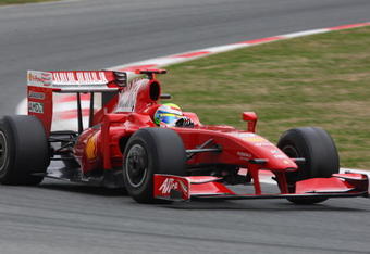 BARCELONA, SPAIN - MARCH 11:  Felipe Massa of Brazil and team Ferrari in action during formula one testing at the Circuit de Catalunya on March 11, 2009 in Barcelona, Spain.  (Photo by Mark Thompson/Getty Images)