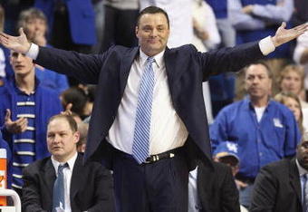 LEXINGTON, KY - FEBRUARY 28:  Head coach Billy Gillispie of the Kentucky Wildcats reacts during the SEC game against the LSU Tigers at Rupp Arena on February 28, 2009 in Lexington, Kentucky.  (Photo by Andy Lyons/Getty Images)
