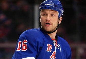 NEW YORK - MARCH 21: Sean Avery #16 of the New York Rangers waits for play to resume against the Buffalo Sabres during their game on March 21, 2009 at Madison Square Garden in New York City.  (Photo by Chris McGrath/Getty Images)