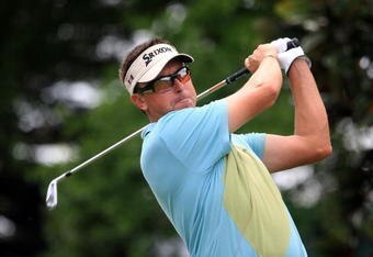 ORLANDO, FL - MARCH 28:  Robert Allenby of Australia watches his tee shot on the second hole during the third round of the Arnold Palmer Invitational at the Bay Hill Club & Lodge on March 28, 2009 in Orlando, Florida.  (Photo by Scott Halleran/Getty Images)