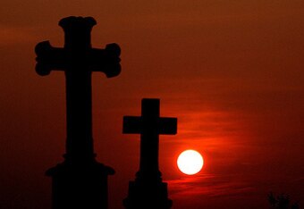 Triumph_tragedy_3_crop_340x234