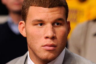 LOS ANGELES, CA - OCTOBER 27:  Blake Griffin #32 of the Los Angeles Clippers watches the season opening game against the Los Angeles Lakers at Staples Center on October 27, 2009 in Los Angeles, California.  NOTE TO USER: User expressly acknowledges and agrees that, by downloading and or using this photograph, User is consenting to the terms and conditions of the Getty Images License Agreement. Mandatory Copyright Notice: Copyright 2009 NBAE  (Photo by Kevork Djansezian/Getty Images)