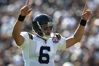 OAKLAND, CA - OCTOBER 25:  Mark Sanchez #6 of the New York Jets looks for a touchdown call in the first quarter against the Oakland Raiders during an NFL game at the Oakland-Alameda County Coliseum on October 25, 2009 in Oakland, California. The Jets scored on the next play.  (Photo by Jed Jacobsohn/Getty Images)