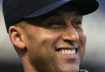 NEW YORK - OCTOBER 29:  Derek Jeter #2 of the New York Yankees looks on during batting practice against the Philadelphia Phillies in Game Two of the 2009 MLB World Series at Yankee Stadium on October 29, 2009 in the Bronx borough of New York City.  (Photo by Nick Laham/Getty Images)