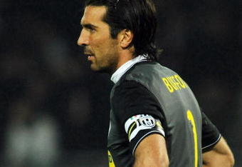 TURIN, ITALY - OCTOBER 31:  Gianluigi Buffon of Juventus FC looks dejected during the Serie A match between Juventus FC and SSC Napoli at Olimpico Stadium on October 31, 2009 in Turin, Italy.  (Photo by Valerio Pennicino/Getty Images)