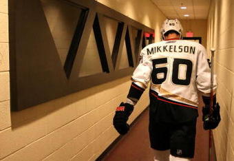 GLENDALE, AZ - OCTOBER 31:  Brendan Mikkelson #60 of the Anaheim Ducks walks back to the locker room after warm ups to the NHL game against the Phoenix Coyotes at Jobing.com Arena on October 31, 2009 in Glendale, Arizona. The Coyotes defeated the Ducks 3-2 in an overtime shootout. (Photo by Christian Petersen/Getty Images)