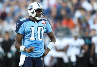 NASHVILLE, TN - NOVEMBER 01:  Vince Young #10 of the Tennessee Titans pumps his fist after making a play against the Jacksonville Jaguars during their game at LP Field on November 1, 2009 in Nashville, Tennessee.  (Photo by Streeter Lecka/Getty Images)