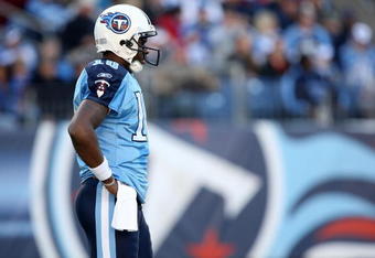 NASHVILLE, TN - NOVEMBER 01:  Vince Young #10 of the Tennessee Titans waits for a play against the Jacksonville Jaguars during their game at LP Field on November 1, 2009 in Nashville, Tennessee.  (Photo by Streeter Lecka/Getty Images)