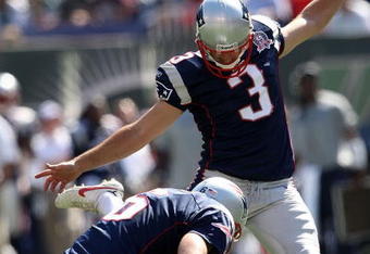 EAST RUTHERFORD, NJ - SEPTEMBER 20: Stephen Gostkowski #3 of the New England Patriots kicks against the New York Jets at Giants Stadium on September 20, 2009 in East Rutherford, New Jersey.  (Photo by Nick Laham/Getty Images)