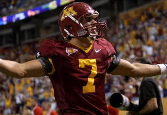 MINNEAPOLIS, MN - SEPTEMBER 08:  Eric Decker #7 of the Minnesota Golden Gophers celebrates his touchdown reception in the first overtime period against the Miami of Ohio Redhawks as Minnesota defeated Miami of Ohio 41-35 in triple overtime at the Metrodome on September 8, 2007 in Minneapolis, Minnesota.  (Photo by Doug Pensinger/Getty Images)