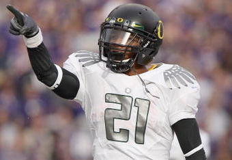 SEATTLE - OCTOBER 24:  LaMichael James #21 of the Oregon Ducks celebrates on the field during the game against the Washington Huskies on October 24, 2009 at Husky Stadium in Seattle, Washington. The Ducks defeated the Huskies 43-19. (Photo by Otto Greule Jr/Getty Images)