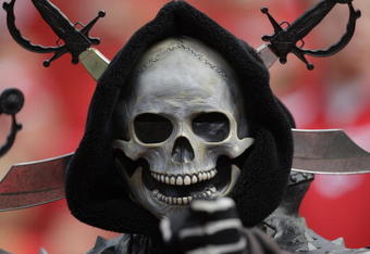 KANSAS CITY, MO - SEPTEMBER 20:  An Oakland Raiders fan looks on during the game against the Kansas City Chiefs at Arrowhead Stadium on September 20, 2009 in Kansas City, Missouri. (Photo by Jamie Squire/Getty Images)