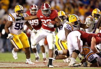 TUSCALOOSA, AL - NOVEMBER 07:  Mark Ingram #22 of the Alabama Crimson Tide rushes upfield against the Louisiana State University Tigers at Bryant-Denny Stadium on November 7, 2009 in Tuscaloosa, Alabama.  (Photo by Kevin C. Cox/Getty Images)