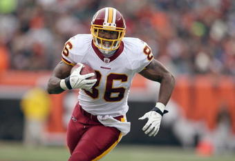 CINCINNATI - DECEMBER 14:  Fred Davis #86 of the Washington Redskins carries the ball during the NFL game against the Cincinnati Bengals at Paul Brown Stadium December 14, 2008 in Cincinnati, Ohio. (Photo by Andy Lyons/Getty Images)