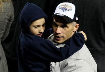 NEW YORK - NOVEMBER 04:  Manager Joe Girardi of the New York Yankees celebrates on the field after their 7-3 win against the Philadelphia Phillies in Game Six of the 2009 MLB World Series at Yankee Stadium on November 4, 2009 in the Bronx borough of New York City.  (Photo by Al Bello/Getty Images)