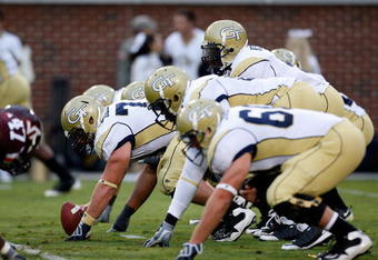 ATLANTA - OCTOBER 17:  Quarterback Josh Nesbitt #9 of the Georgia Tech Yellow Jackets against the Virginia Tech Hokies at Bobby Dodd Stadium on October 17, 2009 in Atlanta, Georgia.  (Photo by Kevin C. Cox/Getty Images)