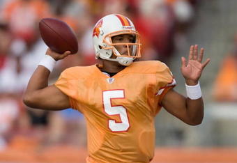 TAMPA, FL - NOVEMBER 08:  Quarterback Josh Freeman #5 of the Tampa Bay Buccaneers throws a pass against the Green Bay Packers during the game at Raymond James Stadium on November 8, 2009 in Tampa, Florida.  (Photo by J. Meric/Getty Images)