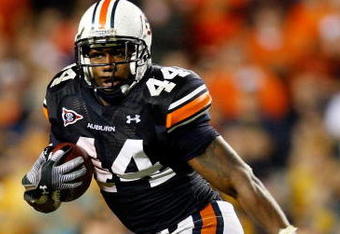 AUBURN, AL - SEPTEMBER 19:  Ben Tate #44 of the Auburn Tigers against the West Virginia Mountaineers at Jordan-Hare Stadium on September 19, 2009 in Auburn, Alabama.  (Photo by Kevin C. Cox/Getty Images)
