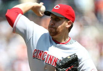 SAN FRANCISCO - AUGUST 9:  Aaron Harang #39 of the Cincinnati Reds throws a pitch against the San Francisco Giants at AT&T Park  on August 9, 2009 in San Francisco, California.  (Photo by Jed Jacobsohn/Getty Images)