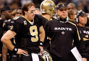 NEW ORLEANS - NOVEMBER 08:  Head coach Sean Payton and Drew Brees #9 of the New Orleans Saints on the sidelines during play against the Carolina Panthers at Louisiana Superdome on November 8, 2009 in New Orleans, Louisiana.  (Photo by Ronald Martinez/Getty Images)