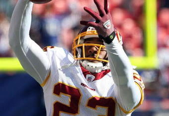 EAST RUTHERFORD, NJ - SEPTEMBER 13:  DeAngelo Hall #23 of the Washington Redskins warms up before playing the New York Giants on September 13, 2009 at Giants Stadium in East Rutherford, New Jersey.  (Photo by Jim McIsaac/Getty Images)