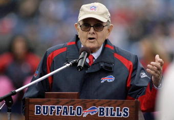 ORCHARD PARK, NY - SEPTEMBER 21:  Owner Ralph Wilson of the Buffalo Bills speaks during a ceremony adding Bruce Smith's name to the Ralph Wilson Stadium Wall of Fame at halftime of the game against the Oakland Raiders on September 21, 2008 at Ralph Wilson Stadium in Orchard Park, New York. Buffalo won 24-23. (Photo by Rick Stewart/Getty Images) 