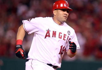 ANAHEIM, CA - OCTOBER 20:  Kendry Morales #19 of the Los Angeles Angels of Anaheim rounds the bases after hitting a solo home run during the fifth inning in Game Four of the ALCS against the New York Yankees during the 2009 MLB Playoffs at Angel Stadium on October 20, 2009 in Anaheim, California.  (Photo by Stephen Dunn/Getty Images)