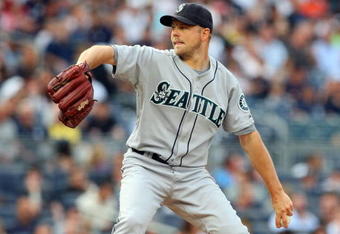 NEW YORK - JULY 01:  Jarrod Washburn #56 of the Seattle Mariners pitches against the New York Yankees on July 1, 2009 at Yankee Stadium in the Bronx borough of New York City.  (Photo by Jim McIsaac/Getty Images)