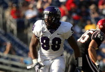 SAN DIEGO - NOVEMBER 07:  Defensive end Jerry Hughes #98 of the Texas Christian University Horned Frogs in action in the game with the San Diego State Aztecs on November 7, 2009 at Qualcomm Stadium in San Diego, California.   TCU won 55-12.  (Photo by Stephen Dunn/Getty Images)