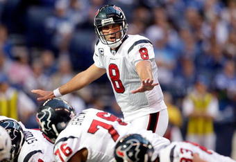 INDIANAPOLIS - NOVEMBER 08:  Matt Schaub #8 of the Houston Texans gives instructions to his team during the NFL game against the Indianapolis Colts at Lucas Oil Stadium on November 8, 2009 in Indianapolis, Indiana.  (Photo by Andy Lyons/Getty Images)