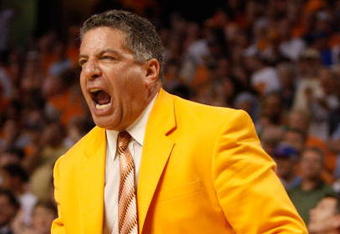 TAMPA, FL - MARCH 15:  Head coach Bruce Pearl of the Tennessee Volunteers argues a call with the referees during the game against the Mississippi State Bulldogs during the Championship game of the SEC Men's Basketball Tournament on March 15, 2009 at The St. Pete Times Forum in Tampa, Florida.   The Bulldogs defeated the Volunteers 64-61.  (Photo by Chris Graythen/Getty Images)