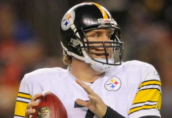 DENVER - NOVEMBER 09: Ben Roethlisberger #7 of the Pittsburgh Steelers drops back to pass against the Denver Broncos at Invesco Field at Mile High on November 09, 2009 in Denver, Colorado. (Photo by Doug Pensinger/Getty Images)