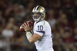 PALO ALTO, CA - SEPTEMBER 26:  Quarterback Jake Locker #10 of the Washington Huskies in action against the Stanford Cardinal at Stanford Stadium on September 26, 2009 in Palo Alto, California.  (Photo by Jed Jacobsohn/Getty Images)