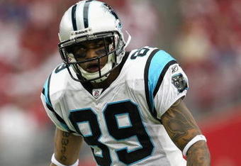 GLENDALE, AZ - NOVEMBER 01:  Wide reciever Steve Smith #89 of the Carolina Panthers during the NFL game against the Arizona Cardinals at the Universtity of Phoenix Stadium on November 1, 2009 in Glendale, Arizona. The Panthers defeated the Cardinals 34-21.  (Photo by Christian Petersen/Getty Images)