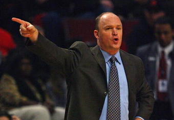 CHICAGO - NOVEMBER 03: Head coach Scott Skiles of the Milwaukee Bucks gives instructions to his team against the Chicago Bulls at the United Center on November 3, 2009 in Chicago, Illinois. (Photo by Jonathan Daniel/Getty Images)