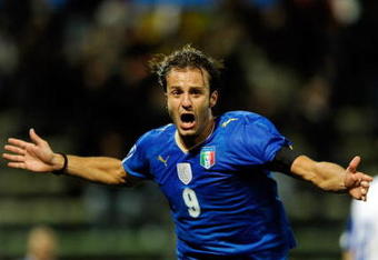 PARMA, ITALY - OCTOBER 14:  Alberto Gilardino of Italy celebrates after scoring his team's second goal during the FIFA 2010 World Cup Group 8 Qualifying match between Italy and Cyprus at Ennio Tardini Stadium on October 14, 2009 in Parma, Italy.  (Photo by Claudio Villa/Getty Images)