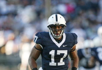 STATE COLLEGE, PA - NOVEMBER 7: Quarterback Daryll Clark #17 of the Penn State Nittany Lions warms-up before a game against the Ohio State Buckeyes on November 7, 2009 at Beaver Stadium in State College, Pennsylvania. Ohio State won 24-7. (Photo by Hunter Martin/Getty Images)