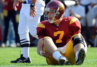LOS ANGELES, CA - NOVEMBER 14:  Matt Barkley #7 of the USC Trojans reacts to an incompleted pass on third down against Stanford Cardinal during the first half at the Los Angeles Memorial Coliseum on November 14, 2009 in Los Angeles, California.  (Photo by Harry How/Getty Images)