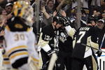 PITTSBURGH, PA - NOVEMBER 14: Bill Guerin #13 of the Pittsburgh Penguins celebrates with Sidney Crosby #87 after scoring the game tying goal with seconds remaining in the third period against the Boston Bruins at Mellon Arena on November 14, 2009 in Pittsburgh, Pennsylvania. (Photo by Justin K. Aller/Getty Images)