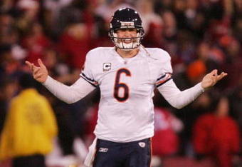 SAN FRANCISCO - NOVEMBER 12: Quarterback Jay Cutler #6 of the Chicago Bears reacts in the second half against the San Francisco 49ers at Candlestick Park on November 12, 2009 in San Francisco, California.  (Photo by Ezra Shaw/Getty Images)