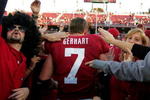 PALO ALTO, CA - NOVEMBER 07:  Toby Gerhart #7 of the Stanford Cardinal is surrounded by fans after the Cardinal upset the Oregon Ducks at Stanford Stadium on November 7, 2009 in Palo Alto, California.  (Photo by Ezra Shaw/Getty Images)