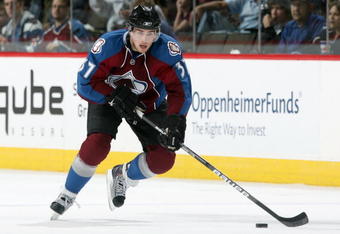 DENVER - NOVEMBER 06:  Ryan O'Reilly #37 of the Colorado Avalanche controls the puck against the Chicago Blackhawks during NHL action at the Pepsi Center on November 6, 2009 in Denver, Colorado. O'Reilly had two goals in the game as the Avalanche defeated the Blackhawks 4-3 in an overtime shootout.  (Photo by Doug Pensinger/Getty Images)